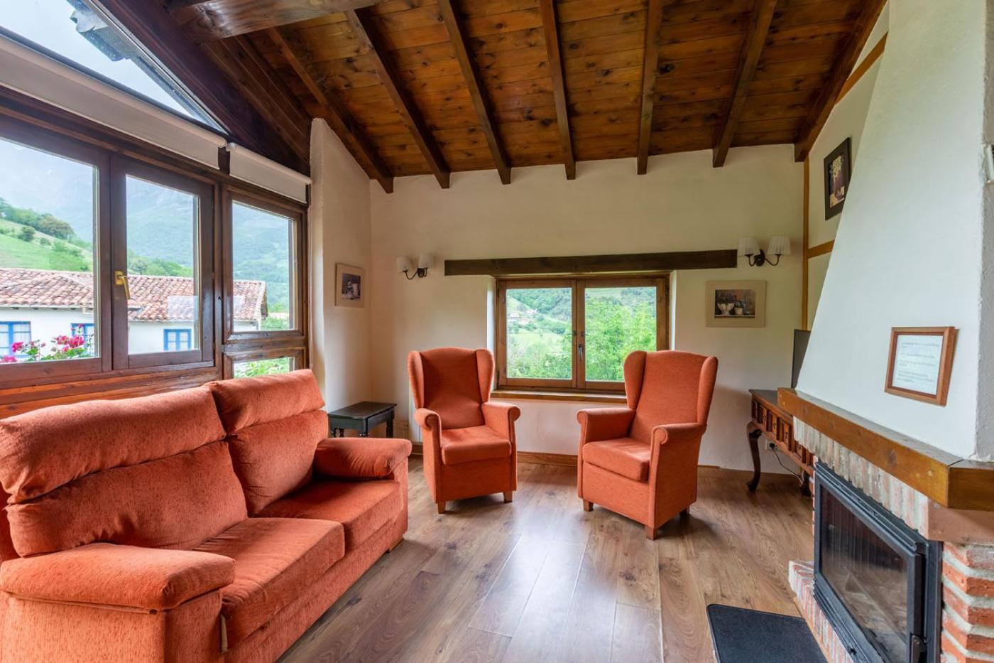 Camaleño Apartamentos Rurales Los Picos De Redo מראה חיצוני תמונה