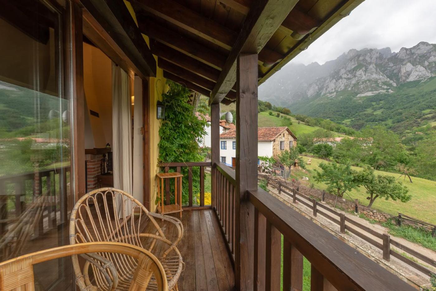 Camaleño Apartamentos Rurales Los Picos De Redo מראה חיצוני תמונה